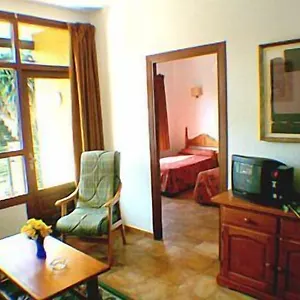 https://apartamentos-san-carlos-benalmadena.1costadelsol.com
